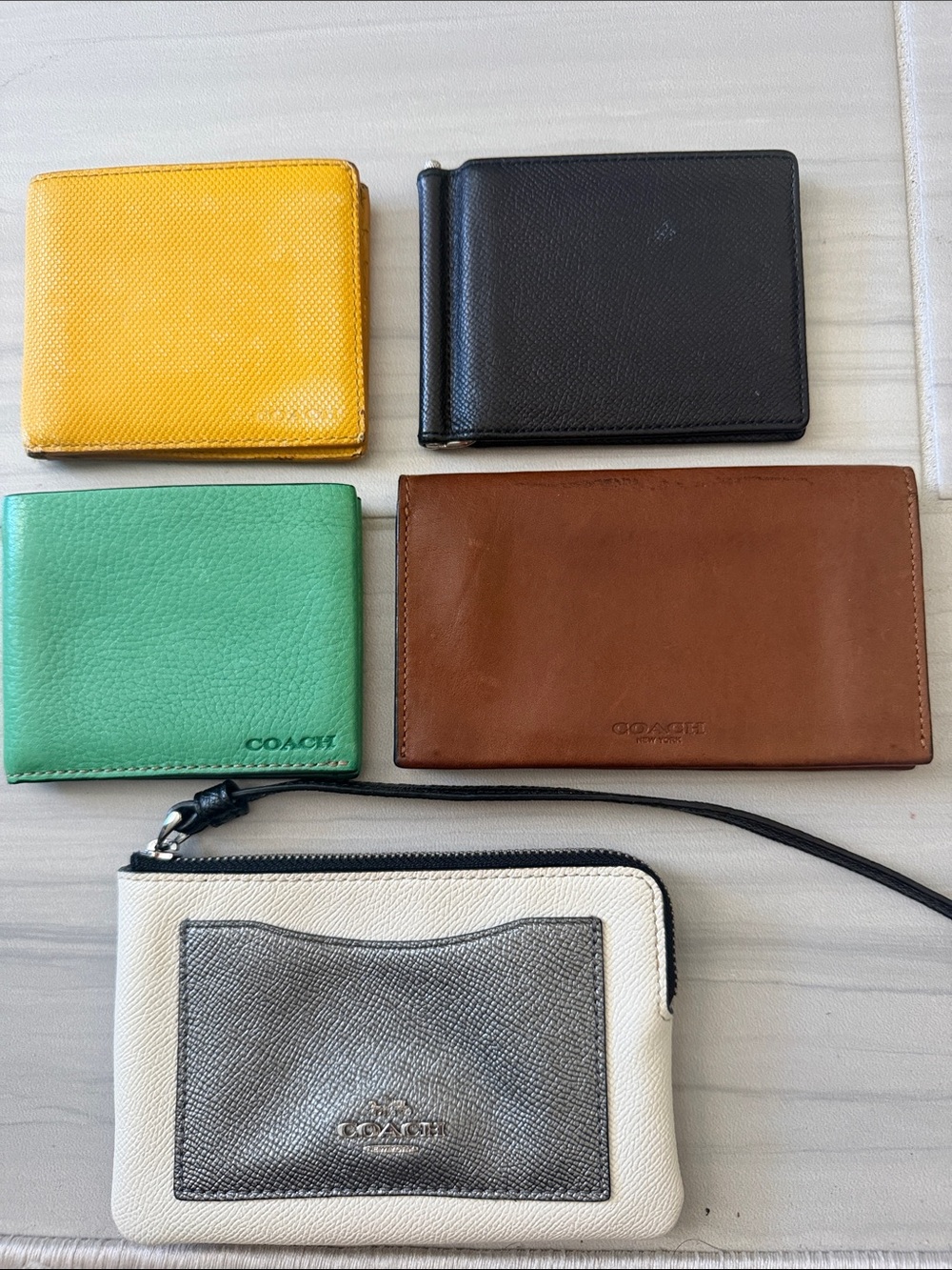 Lot of 5 Coach Leather Wallets & Wristlet